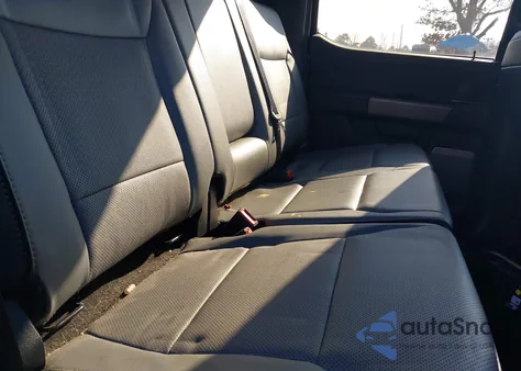 2023 Ford F-150 Lightning Lariat z USA, uszkodzony, nr VIN 1FTVW1EVXPWG10879